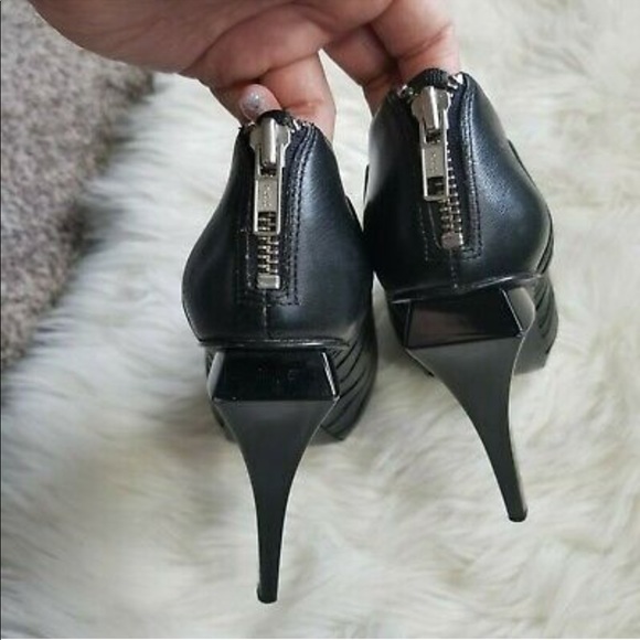 Alexander Wang - Picture 3 of 8